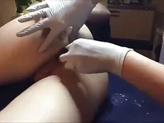 عمه پیر و شهوت سایت های سکس فارسی دار یک پسر جوان را به سختی اغوا می کند
