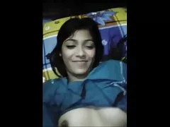 تلفیقی سایت سکسی لوتی از زنان بالغ محروم در حال شستشو در مقابل بچه های محروم