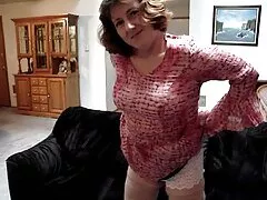 یک زن جوان ژاپنی مجبور است با دو دوست پسر لیست سایت های سکس خود رابطه جنسی برقرار کند و در یک ارتفاعات وحشی قرار بگیرد